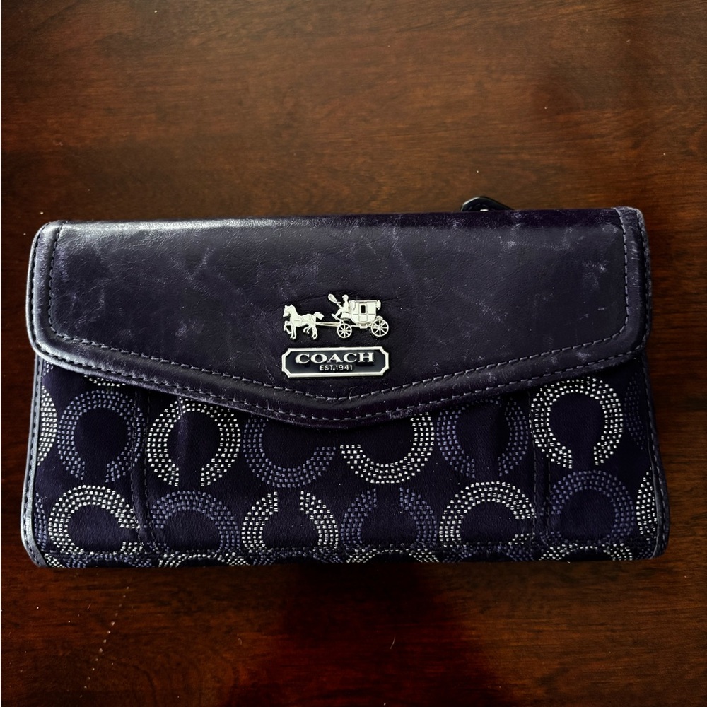 Coach wallet/clutch